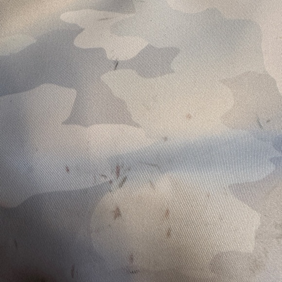 Lululemon Light Gray Camo Backpack Black Logo Hardware Zip Front & Top 18”x16” - Picture 10 of 11